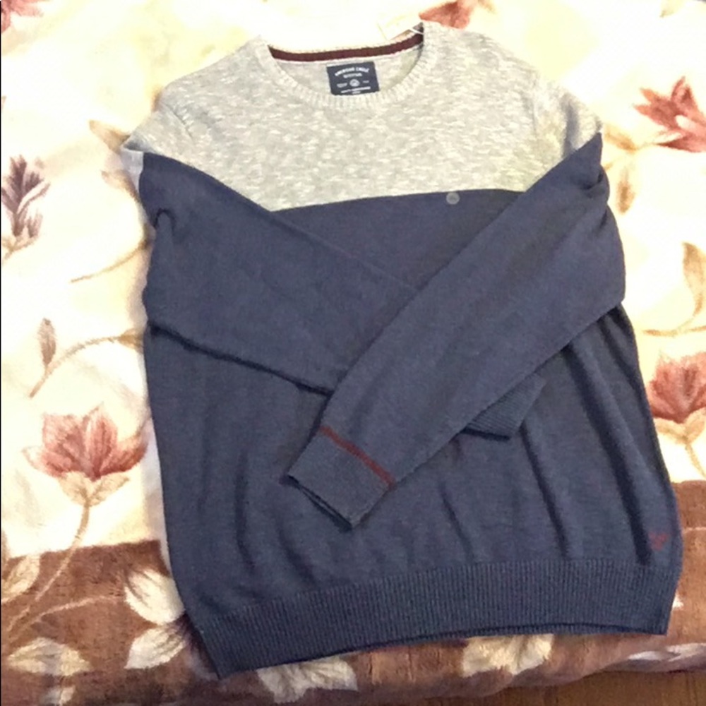 Men’s sweater